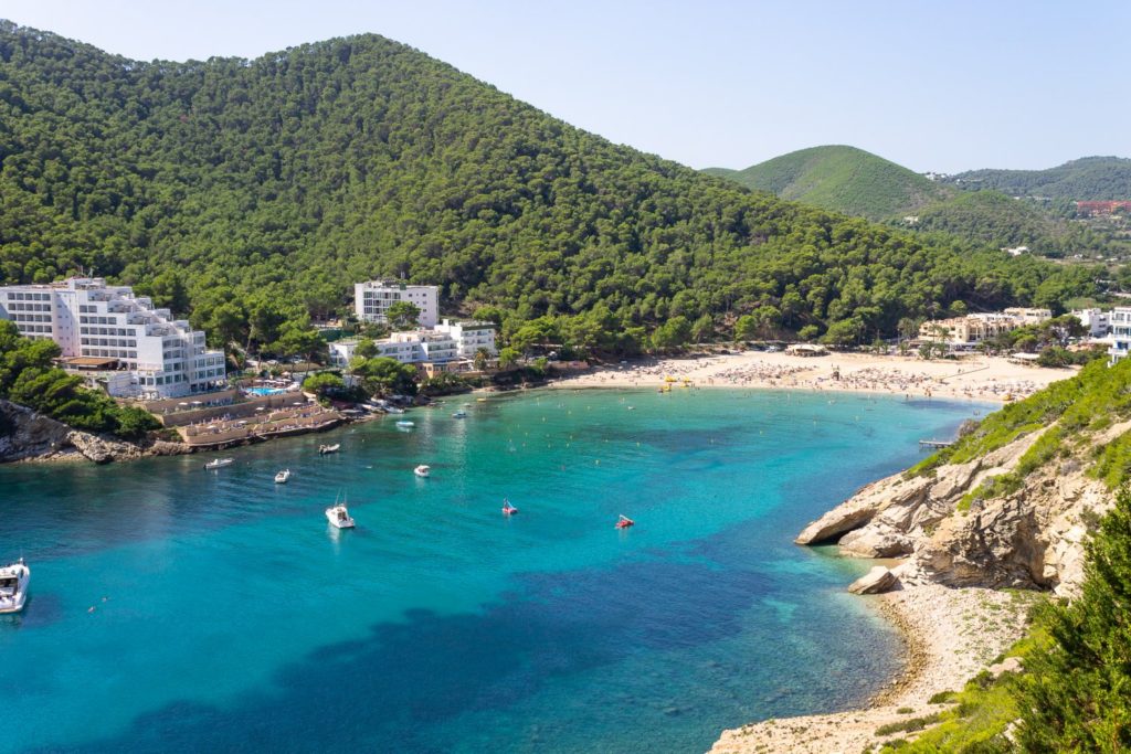Cala Llonga ibiza