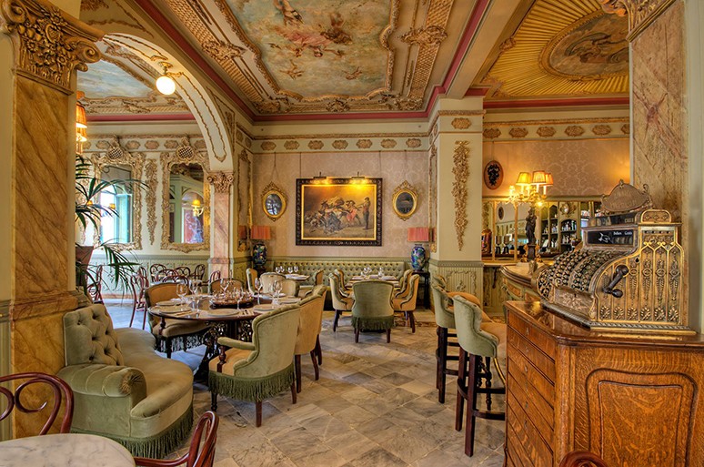 Restaurante Cafe Royalty